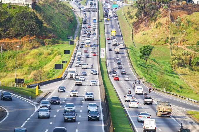 FERIADO DE NATAL RECEBERÁ MAIS DE 1 MILHÃO DE VEICULOS NAS RODOVIAS