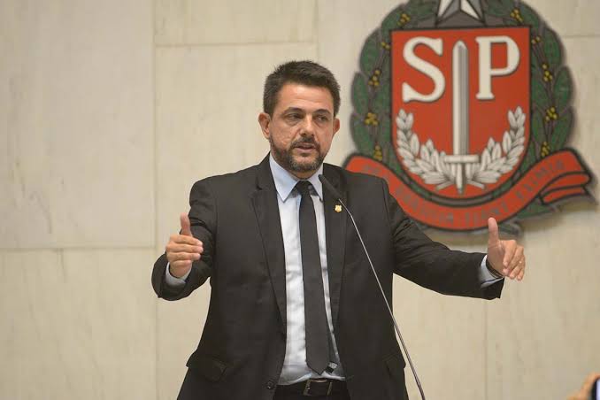 DEPUTADO DANILO BALAS DENUNCIA O MTST AO MINISTÉRIO PÚBLICO POR INTOLERÂNCIA RELIGIOSA