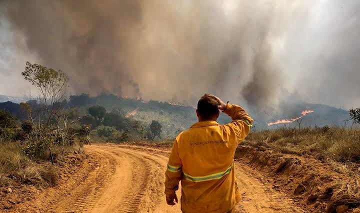 Vigilância em saúde dos trabalhadores afetados pela emergência climática é intensificada