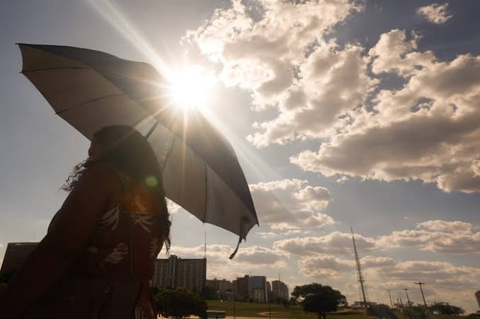 ALERTA DE ONDA DE CALOR NO VALE DO PARAÍBA (INMET) INFORMA