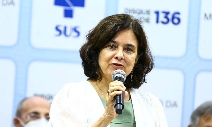 Ministra Nísia Trindade anuncia aumento no custeio das equipes de saúde ribeirinhas