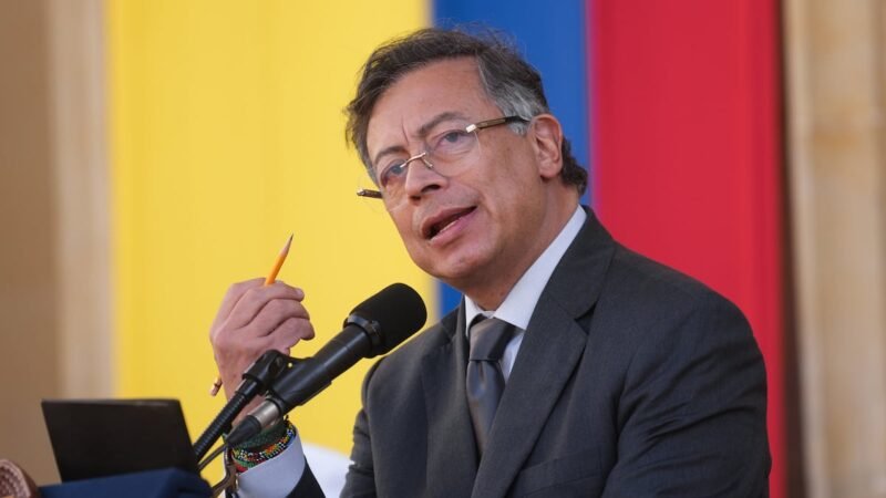 Presidente da Colômbia é alvo de sanções dos Estados Unidos