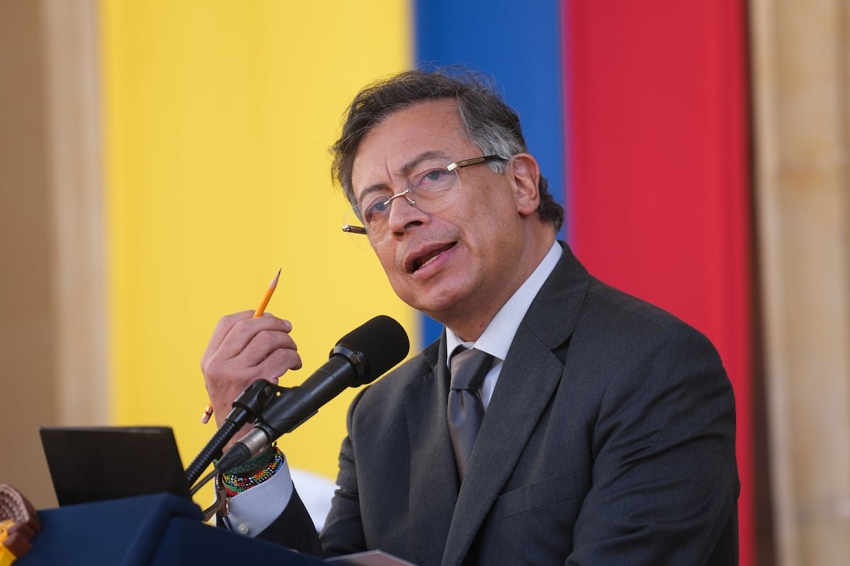 Presidente da Colômbia é alvo de sanções dos Estados Unidos