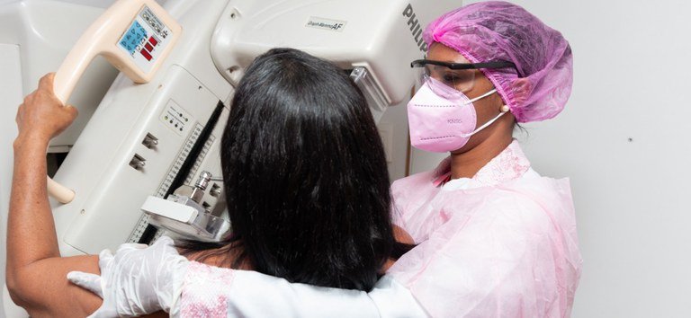 OUTUBRO ROSA: Ministério da Saúde lança campanha de cuidado e prevenção contra o câncer de mama e do colo do útero