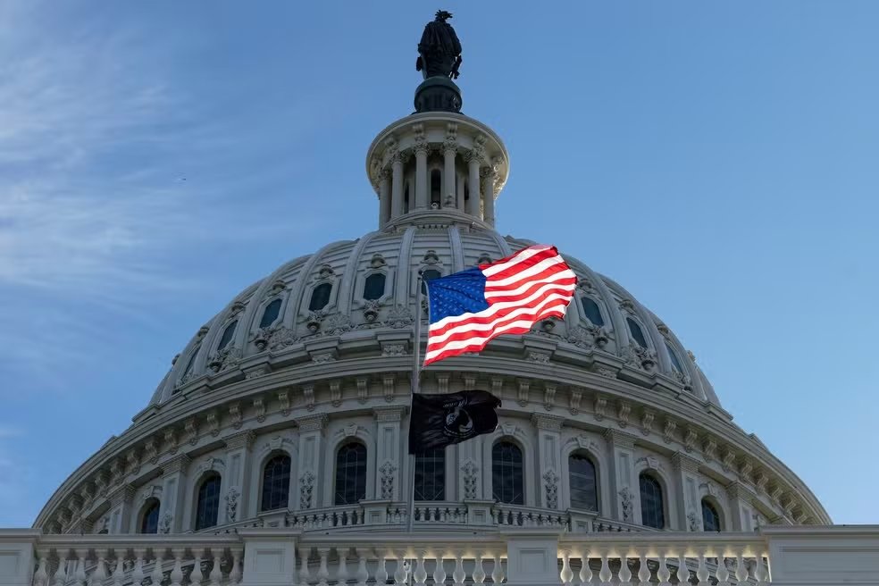 Câmara dos Estados Unidos aprova projeto de orçamento após 43 dias de paralisação do governo